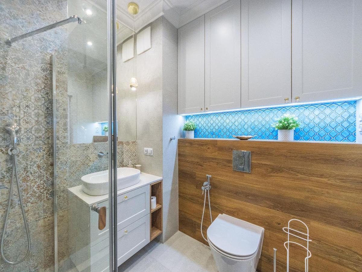 Flatbook - City Center Apartments Granaria With Parking غدانسك المظهر الخارجي الصورة