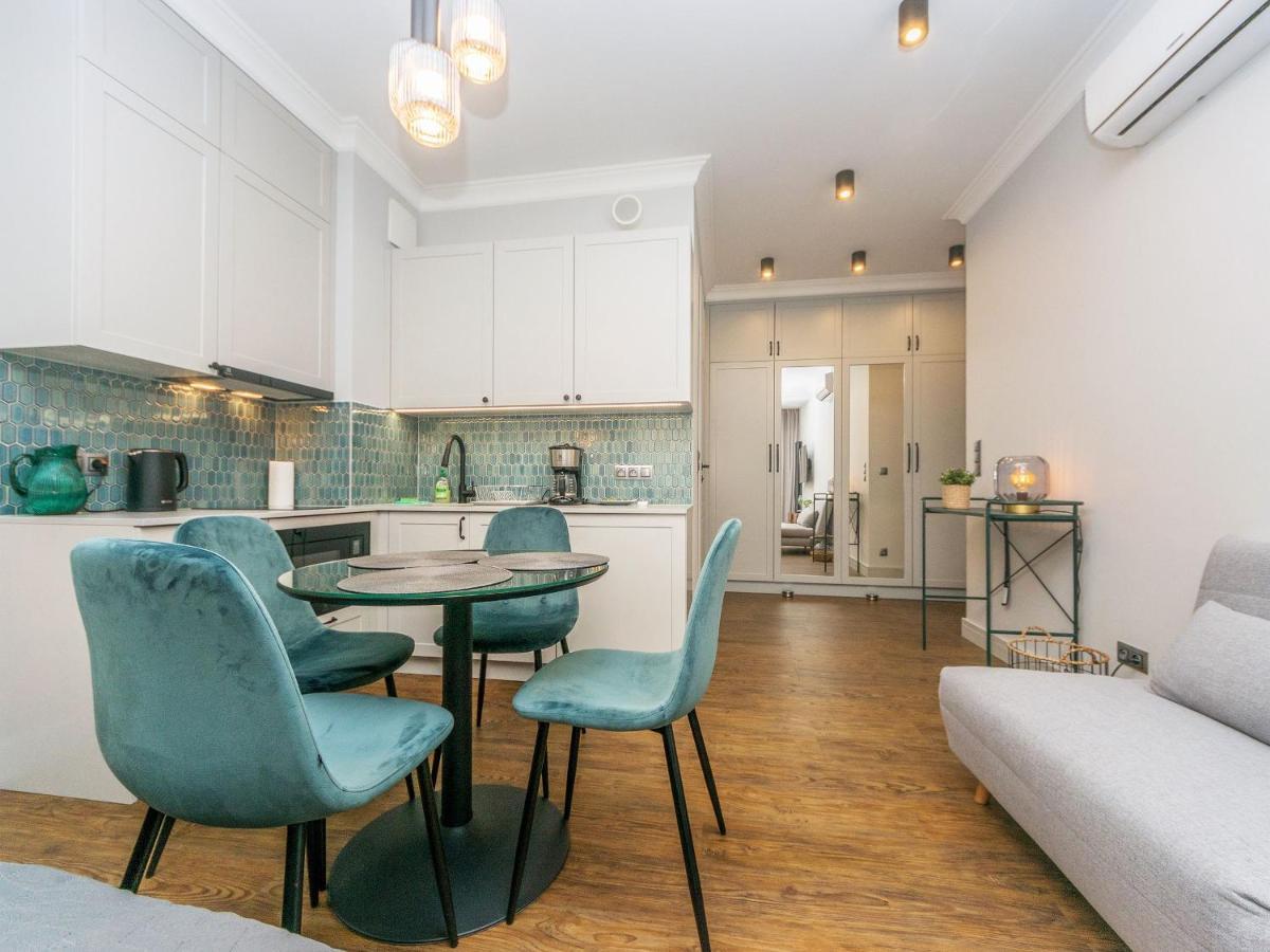 Flatbook - City Center Apartments Granaria With Parking غدانسك المظهر الخارجي الصورة