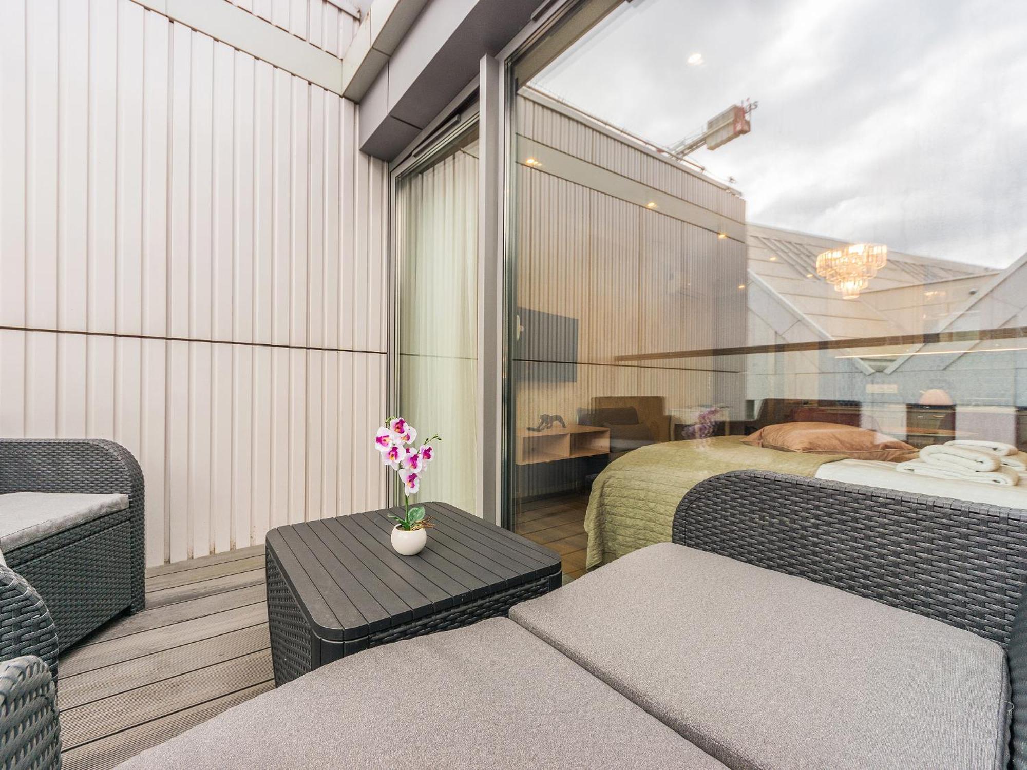Flatbook - City Center Apartments Granaria With Parking غدانسك الغرفة الصورة